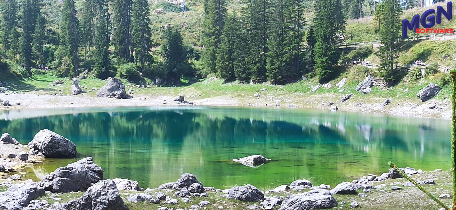 Lago di Carezza